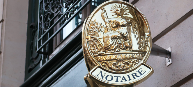 BC Residences - Faut-il passer par un notaire avant d’acheter un terrain